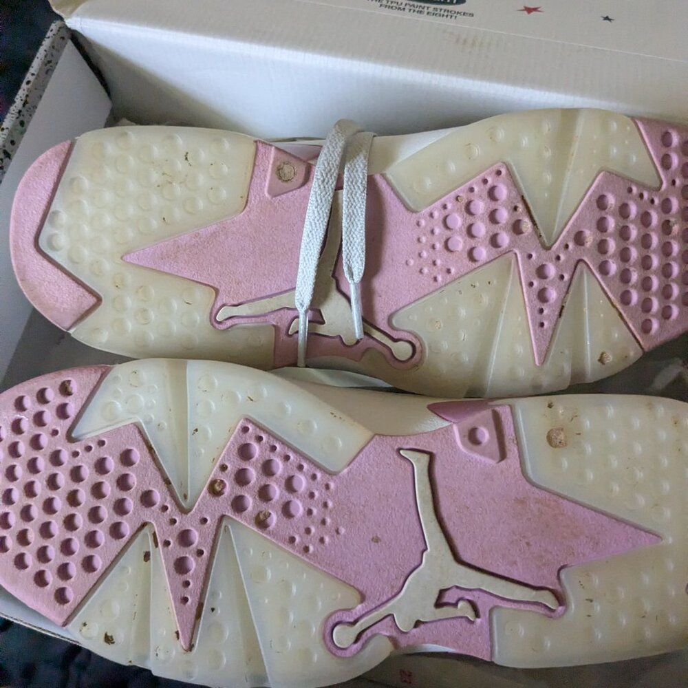 Womens Jordans MVP size 9 - Picture 2 of 6